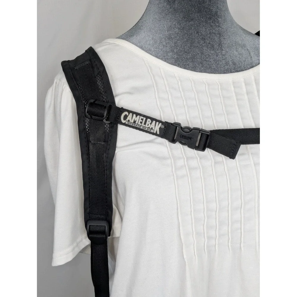 CamelBak Classic Hydration Pack Backpack Black Gray Water Reservoir Hiking Bike